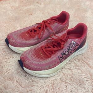 HOKA mach X